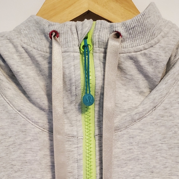 BUNDLE of Lululemon Wear With All Jackets!! [4] - Picture 4 of 15